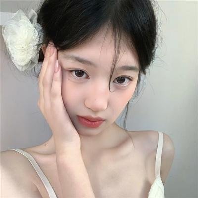 豪门少爷俏佳人